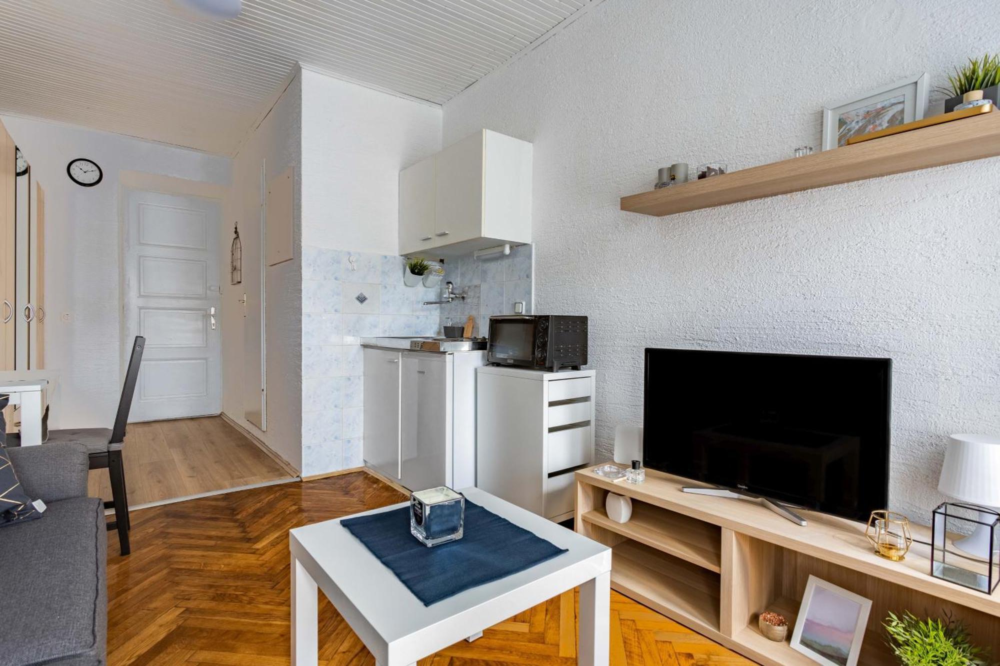 Apartment Petra By Blue Apartments Zagreb Exterior photo